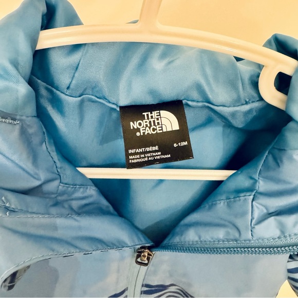 The North Face Baby Rain Jacket - Picture 4 of 4